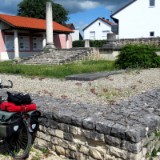 2506H 089 Donau Roemer Tempel